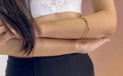 亚洲欧美精品SUV苍井优